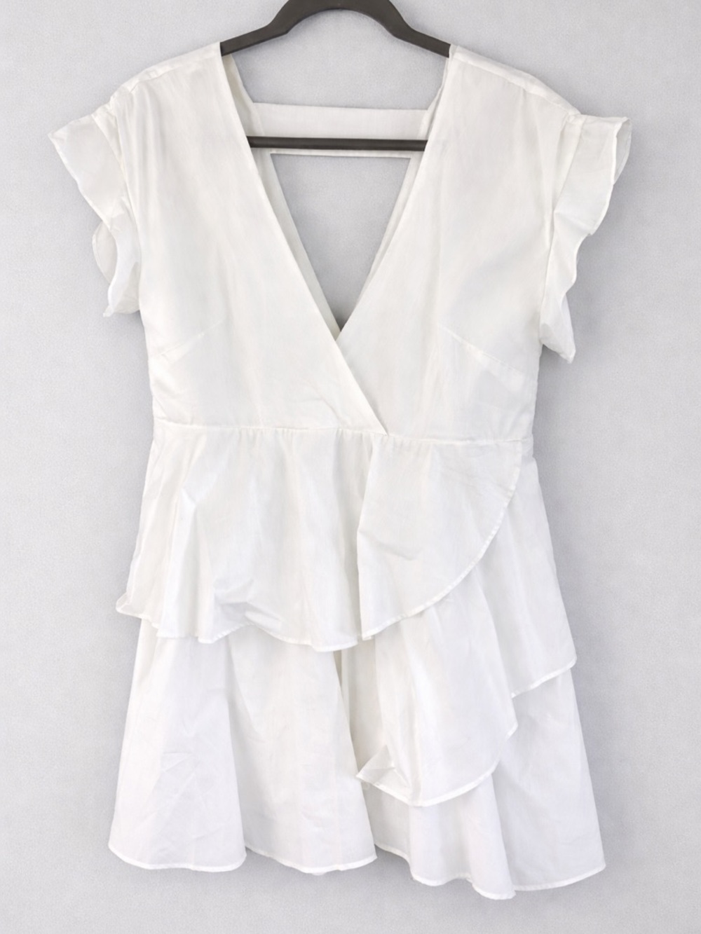 NWT Anthropologie White Flutter Sleeve tiered mini dress,  Size Small